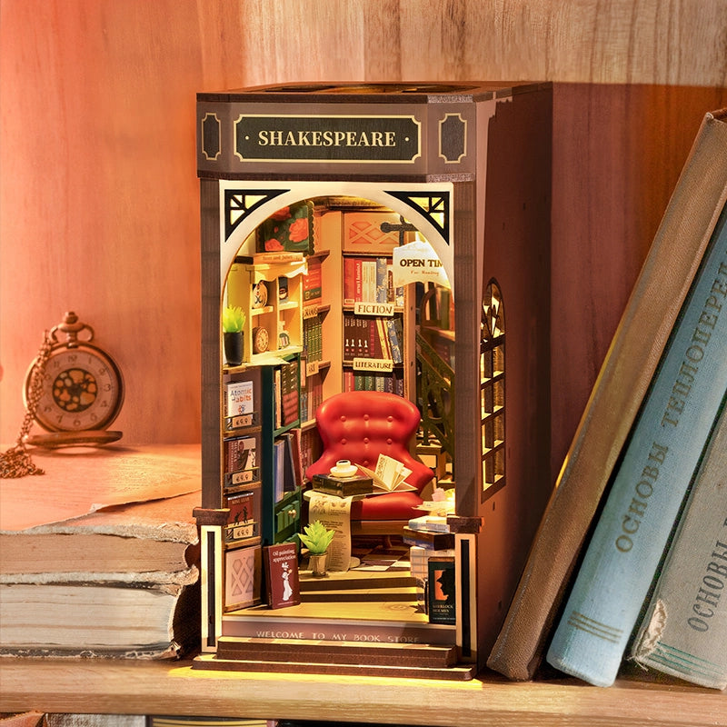 Book Nook Shelf Insert - Bookstore