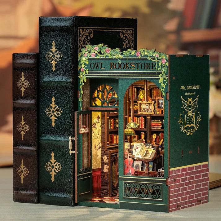 DIY Book Nook || OWL BOOKSTORE